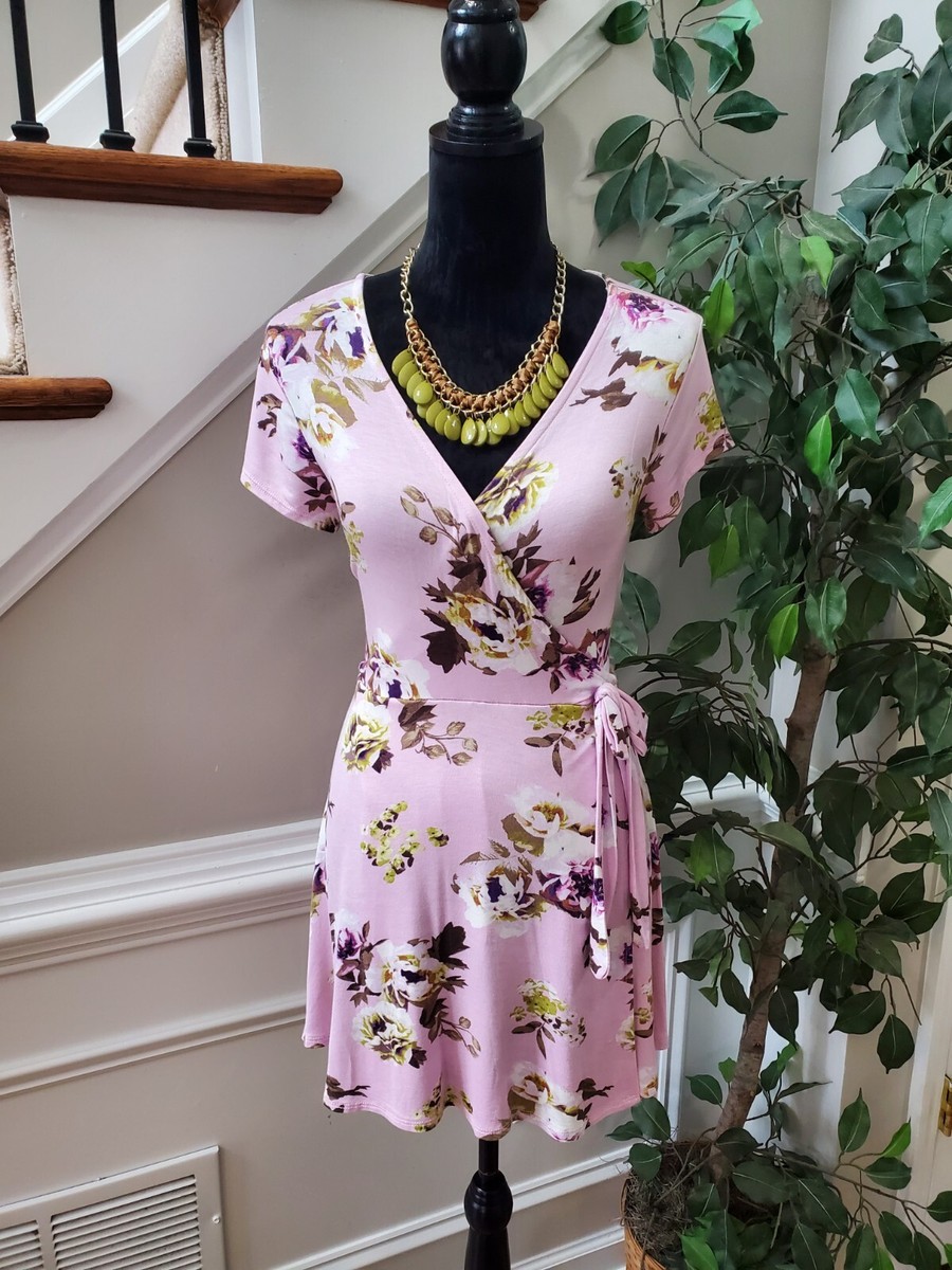 J For Justify Women's Pink Floral Rayon V-Neck Short Sleeve