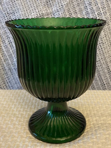 EO Brody Co Emerald Green Ribbed Depression Glass vase/compote