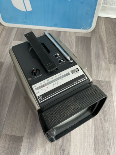 Panasonic TR-5030S Super Portable TV Fernseher VHF UHF Vintage 70s AC/DC Japan - Bild 3 von 15