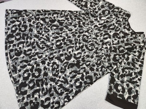 Vestido Lane Bryant Cuello en V Mangas 3/4 Talla 26/28 Negro Gris Elástico Espalda Elastizado - Imagen 15 de 16