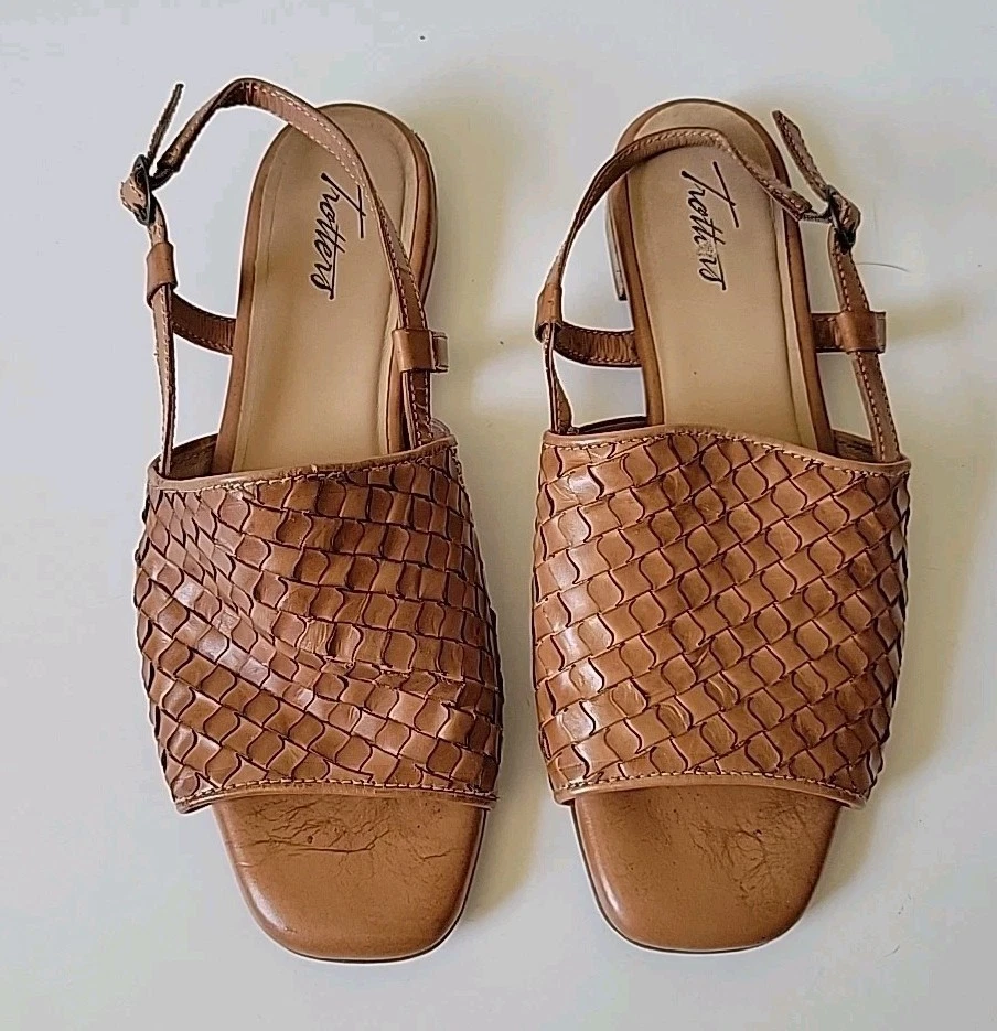 Сандалии-слинги Trotters Nola коричневые тканые кожа 9,5 Вт с открытым носком на блочном каблуке - Изображение 3 из 4