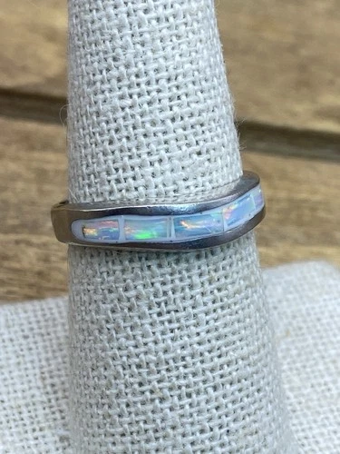 Vintage Mexico Inlaid Opal Sterling Silver Ring Size 8