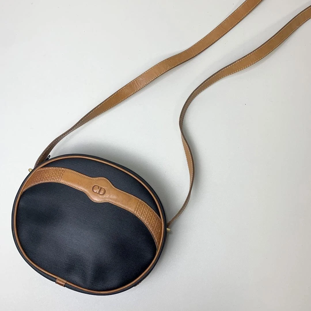 Mini sac à bandoulière rond vintage Christian Dior logo bicolore authentique