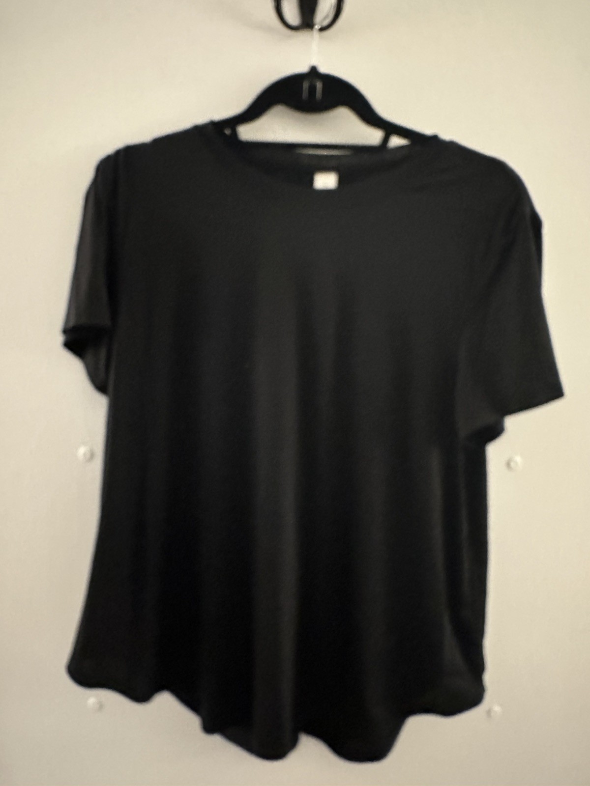 Lululemon Lightweight Split Back Training T Shirt… - image 1