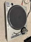 technics sl-1200m3d Turntable
