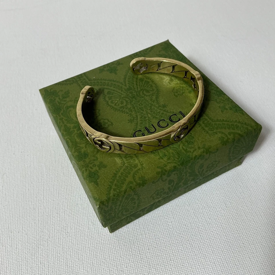 Brazalete brazalete Gucci dorado GG Foto 2 de 4