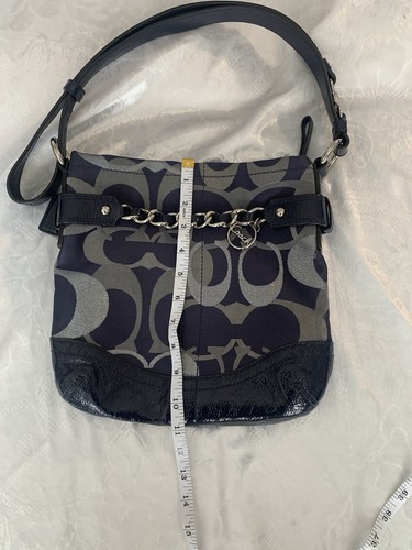COACH Bag Blue Pattern with Adjustable Handle. - Picture 17 of 18