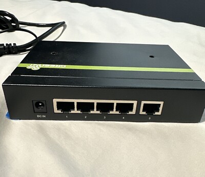 TRENDnet - 5-Port Gigabit PoE+ Switch TPE-TG50g (B4)