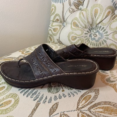 bear trap shoes sandals