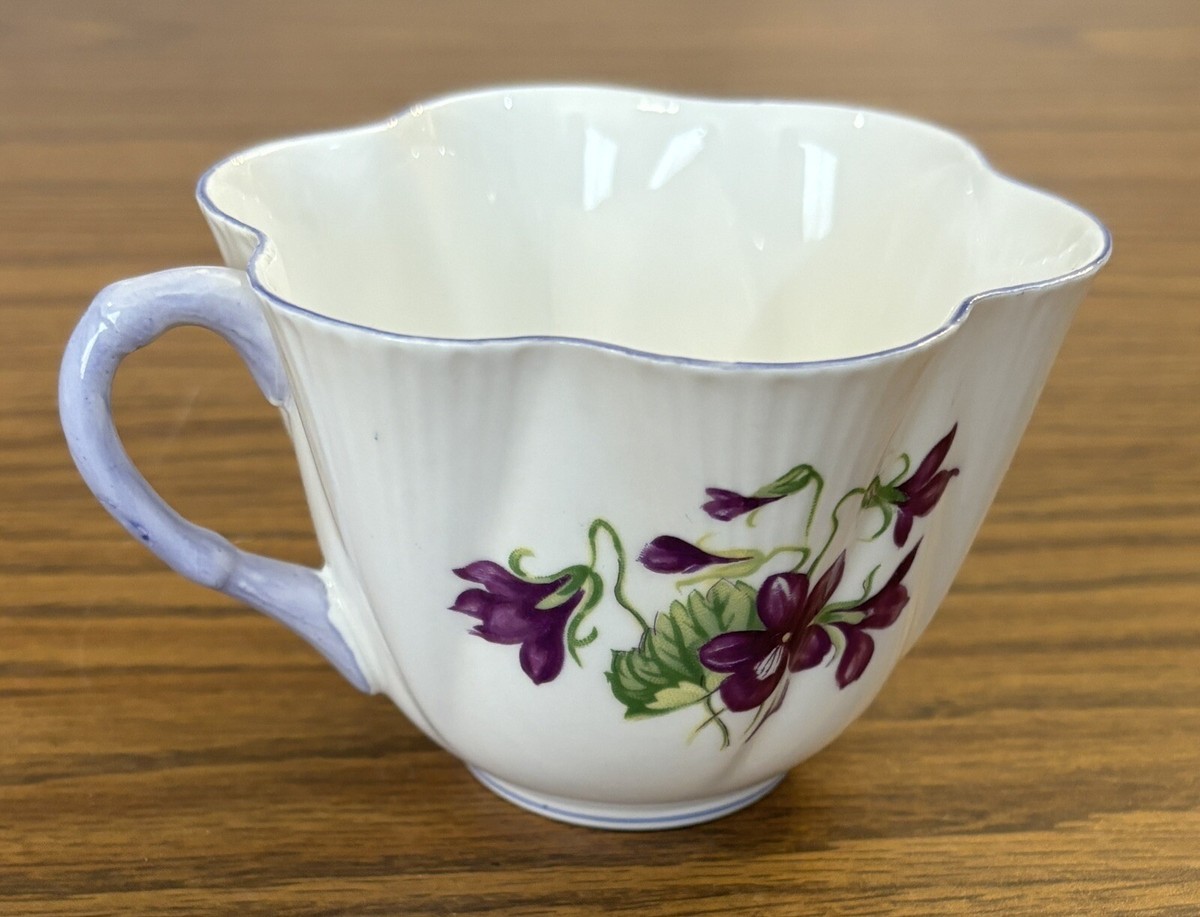 茶碗(象嵌) 美濃焼伝統工芸品協同組合 | 黒織部茶碗