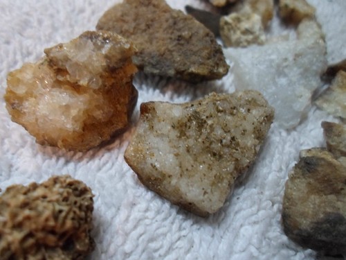 Rock Stone Geode Crystal Project Discovery Gift Kid Classroom Collect USA Seller - Picture 10 of 11