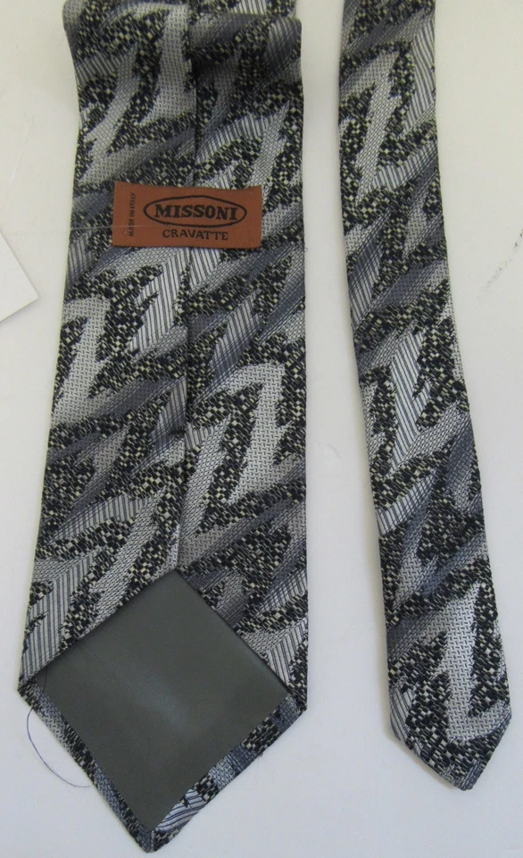 Corbata de seda Missoni gris multi zig zag Foto 2 de 3