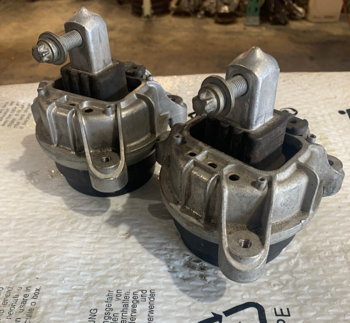 2007-2016 BMW SET OF 2 OEM 139811 ENGINE MOTOR MOUNTS PAIR LEFT 