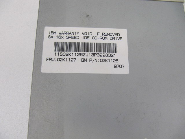 HITACHI Internal CD CD-ROM Drive SATA IDE Optical CDR-8130 Beige