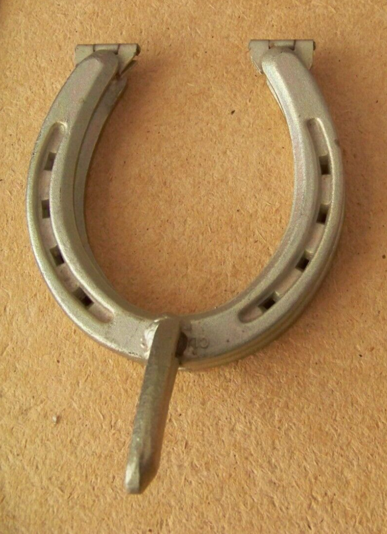 Silver Metal Horseshoe Door Knocker or Hinged Coat Hook C43836