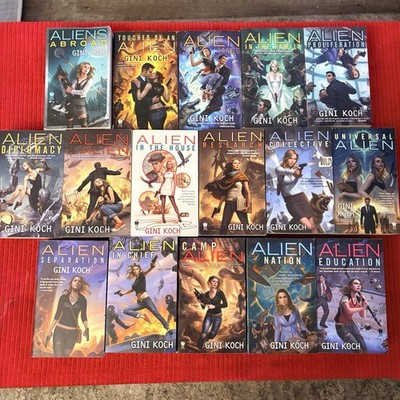 Complete Series Lot of 16 ALIEN Katherine  Kitty  Katt PB books by Gini Koch