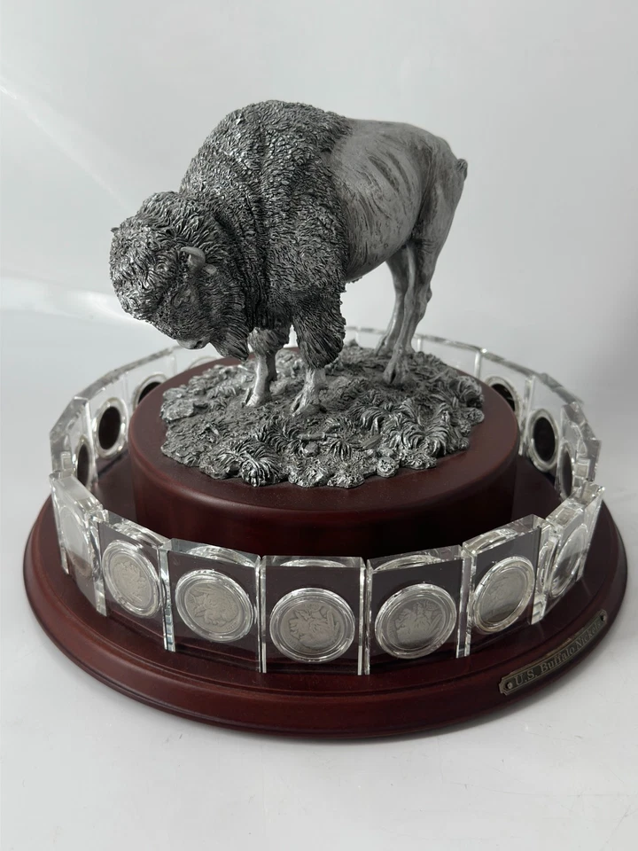 DANBURY MINT U.S. BUFFALO NICKELS IN CRYSTAL SLABS, 1918-1938, ROTARY DISPLAY - Image 3 of 4