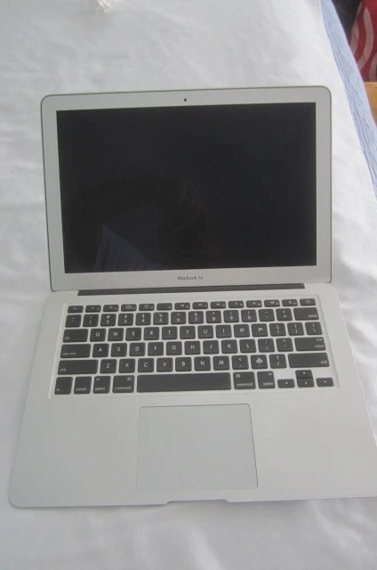 Apple MacBook Air 13 in 2010 for sale | eBay