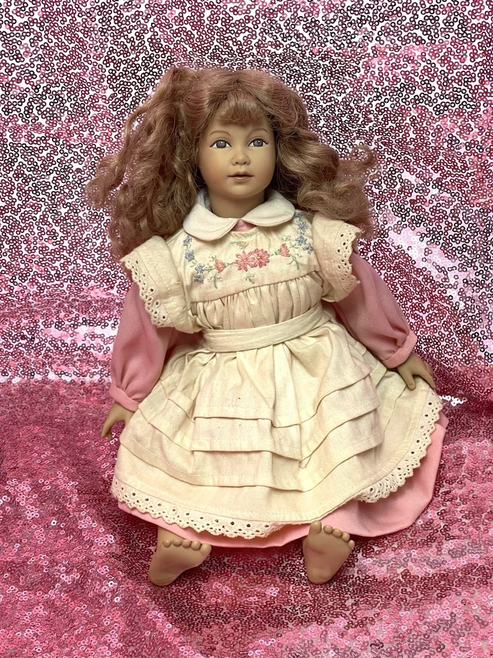 Muñeca Heidi Ott Girl vintage de 12" de alto Foto 4 de 4