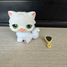 LPS Littlest Pet Shop Authentic 15 White Persian Cat Green Eyes Vintage 2004