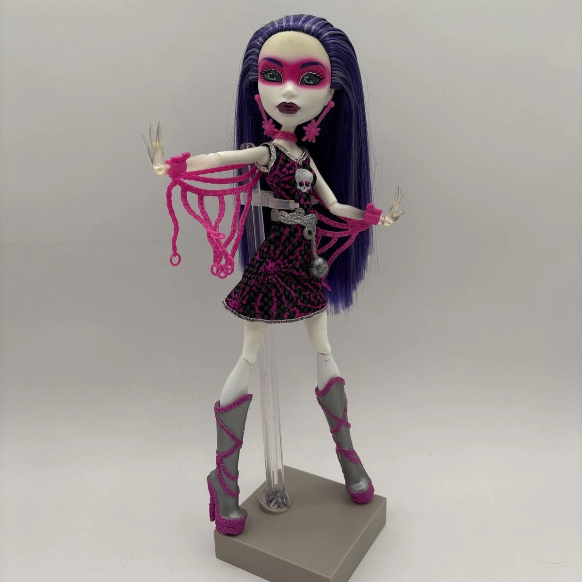 Mattel Spectra Vondergeist Monster High Dolls & Doll Playsets for