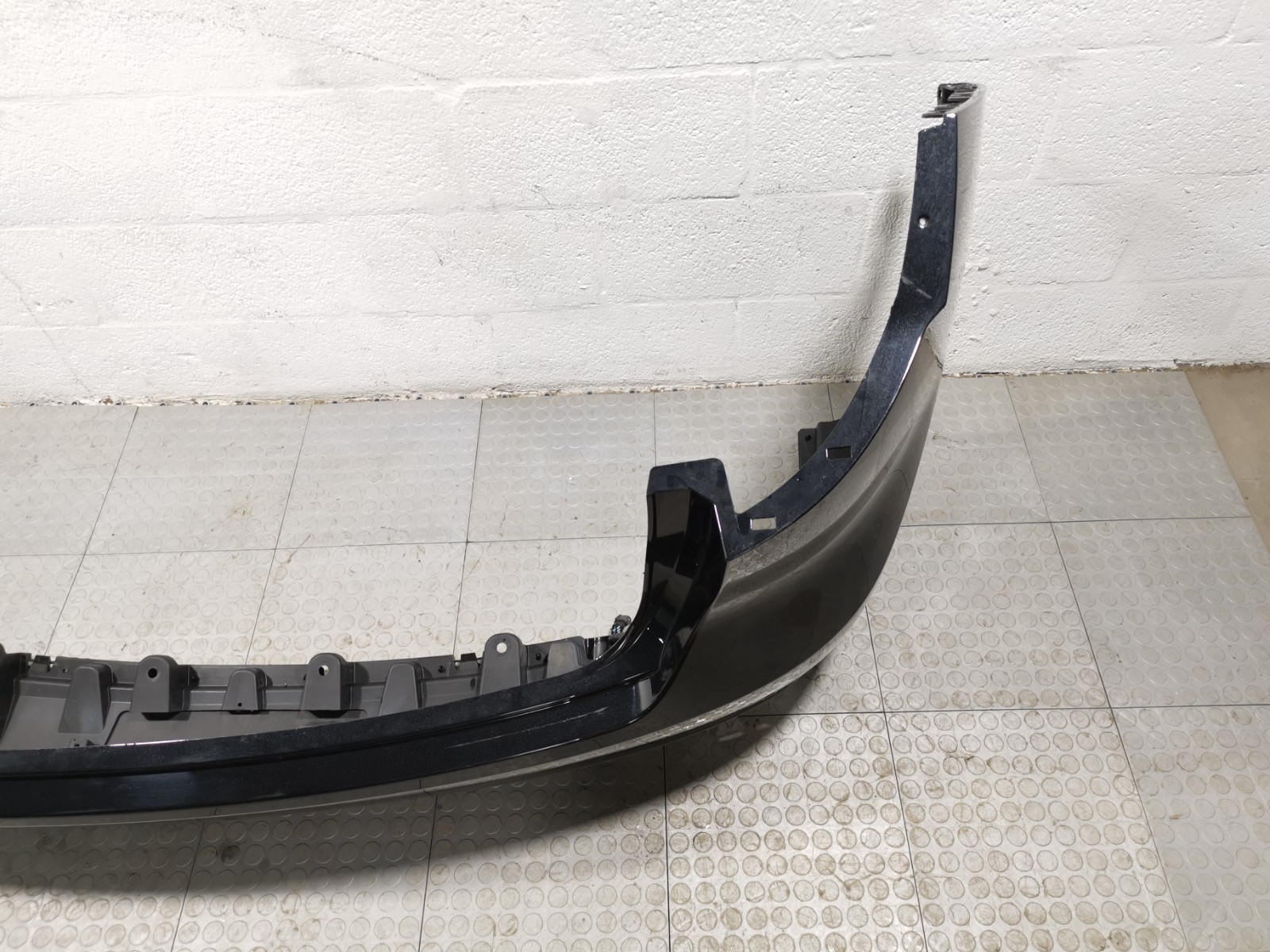 Maserati Levante S AWD 2017 Rear Complete Full Bumper Cover Black Color OEM