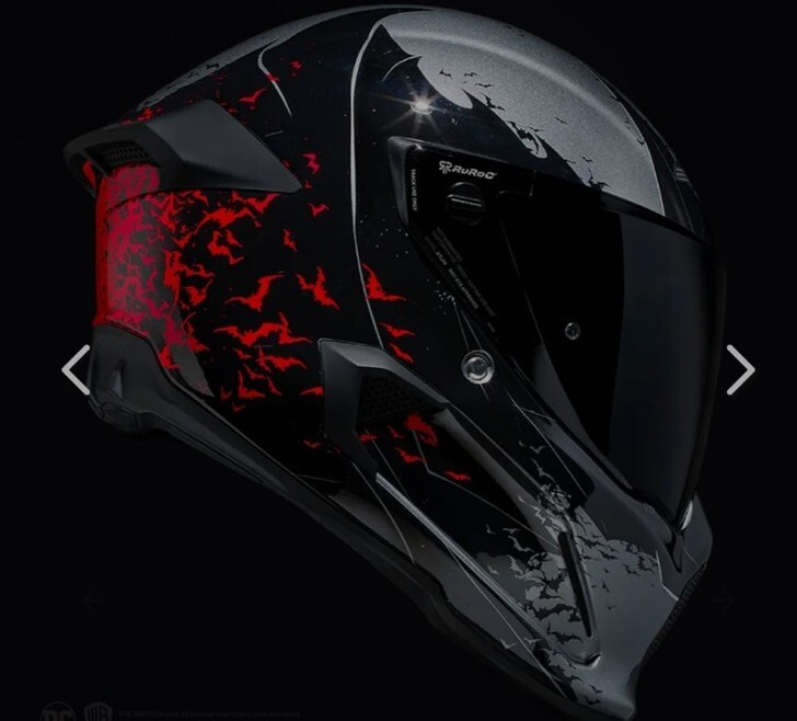 Ruroc Atlas 4.0 Carbon 'Batman Edition' Motorcycle Helmet 2 Ruroc Atlas 4.0 Carbon 'Batman Edition' Motorcycle Helmet 2