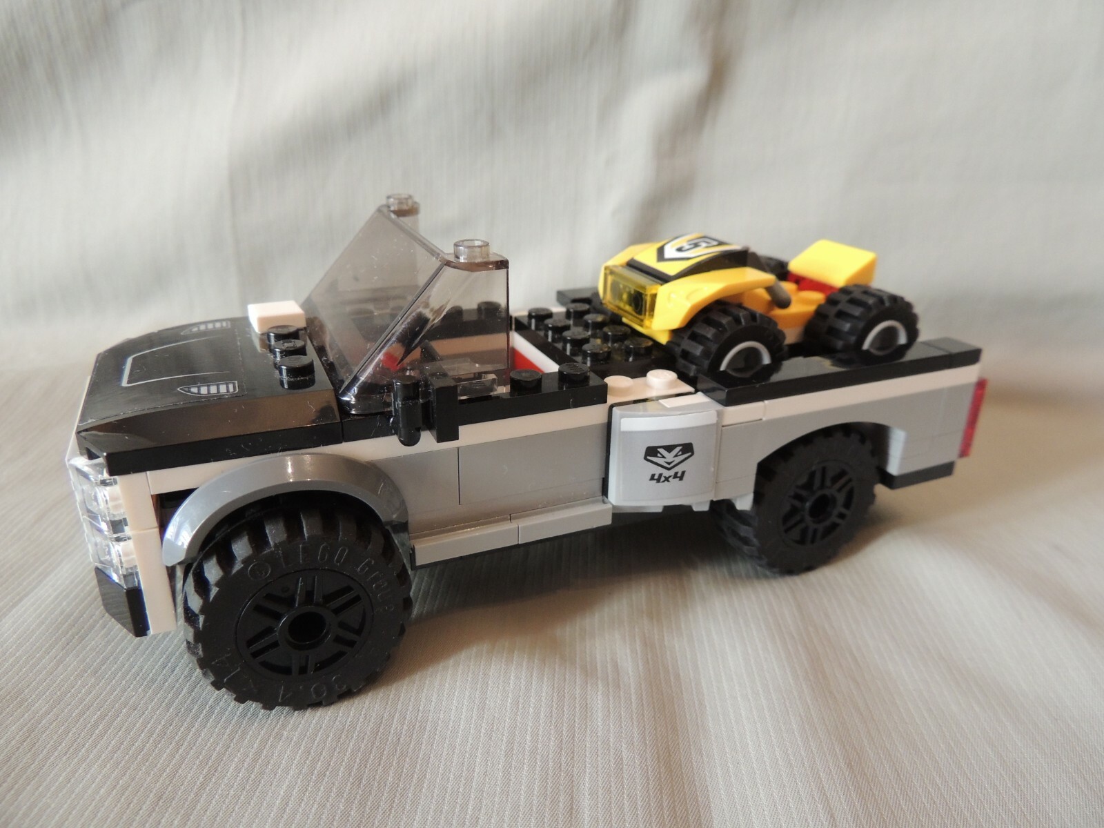 Picture 2 of 9