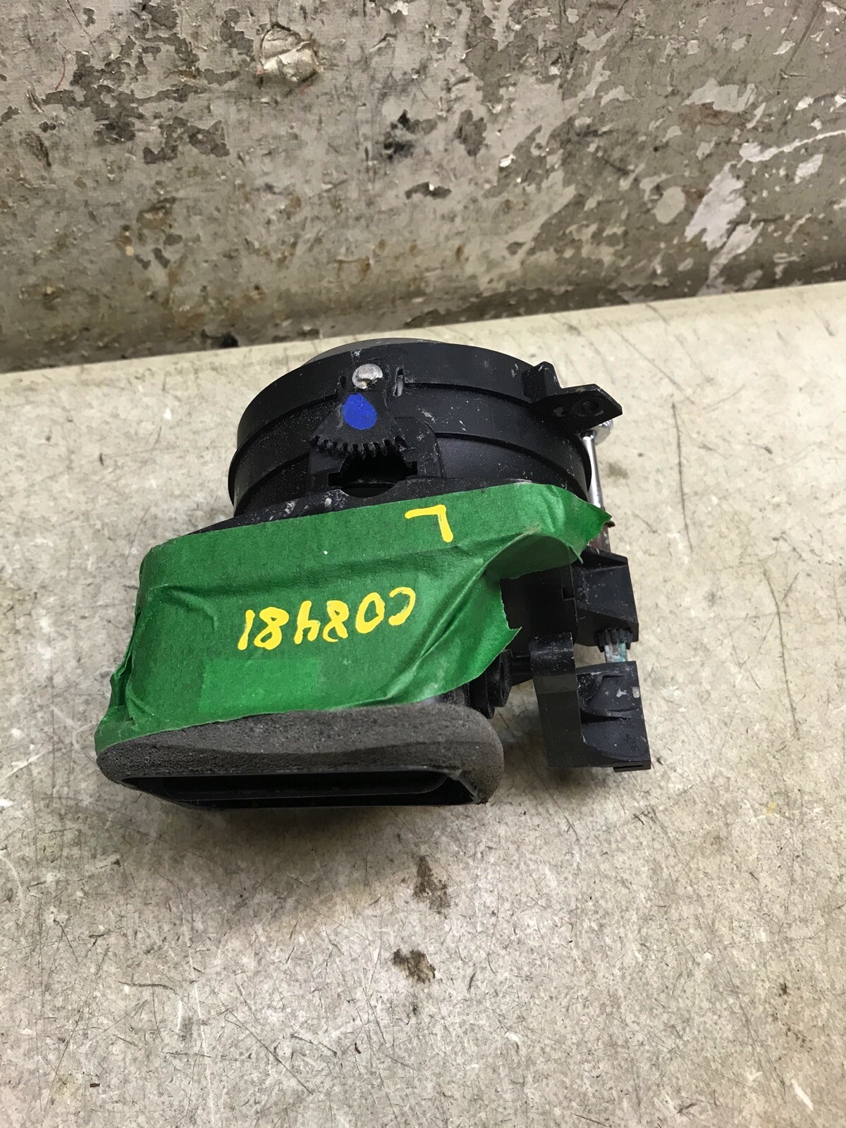 13 14 15 16 17 18 Bentley GT Left Driver Dash Air Vent