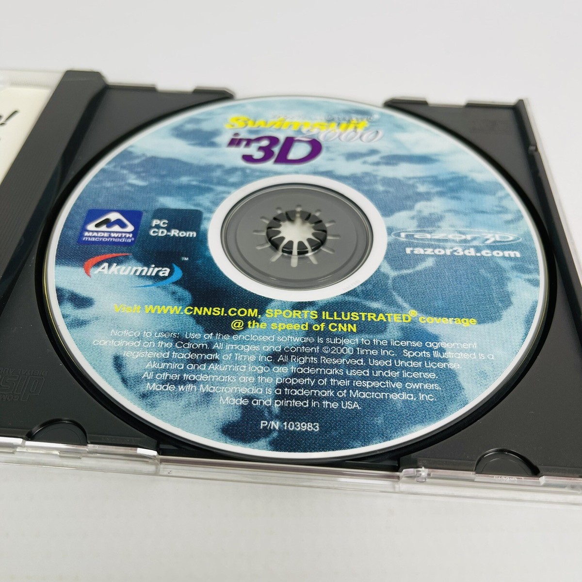 Sports Illustrated Swimsuit 2000 in 3D PC CD-Rom W/Glasses