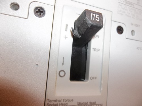 EATON PDD23F0175TFFL circuit breaker 5215A1 - Picture 3 of 4