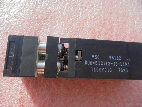 Aircraft Push Button Switch MSC 96182 - Picture 8 of 12