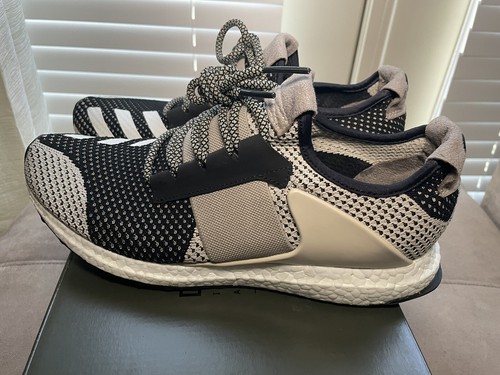Ado ultra boost top