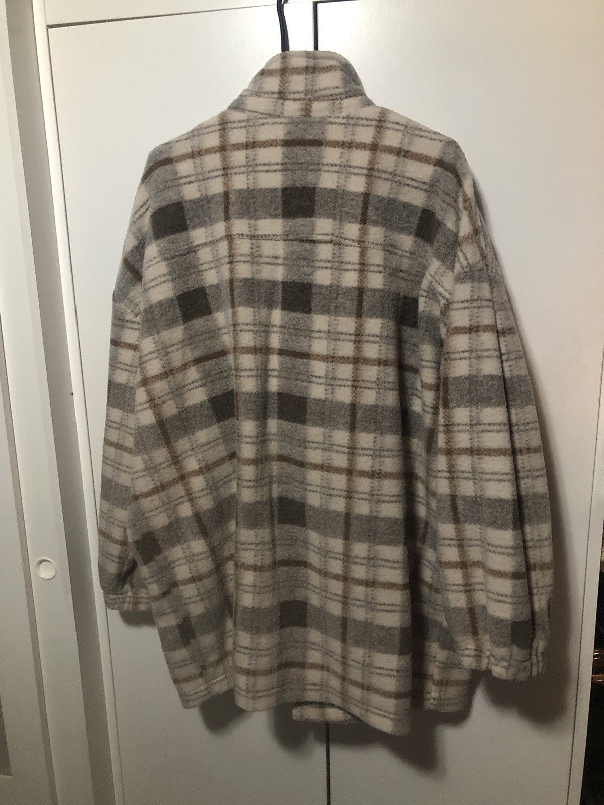 Universal Thread Plaid Neutral Brown Shacket Wome… - image 2