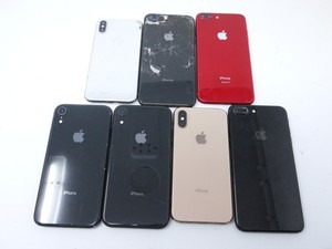 iPhone XR, 8×2セット iPhone XR 64GB 8個セット 8 iPhone XR」と「iPhone 8」の違い
