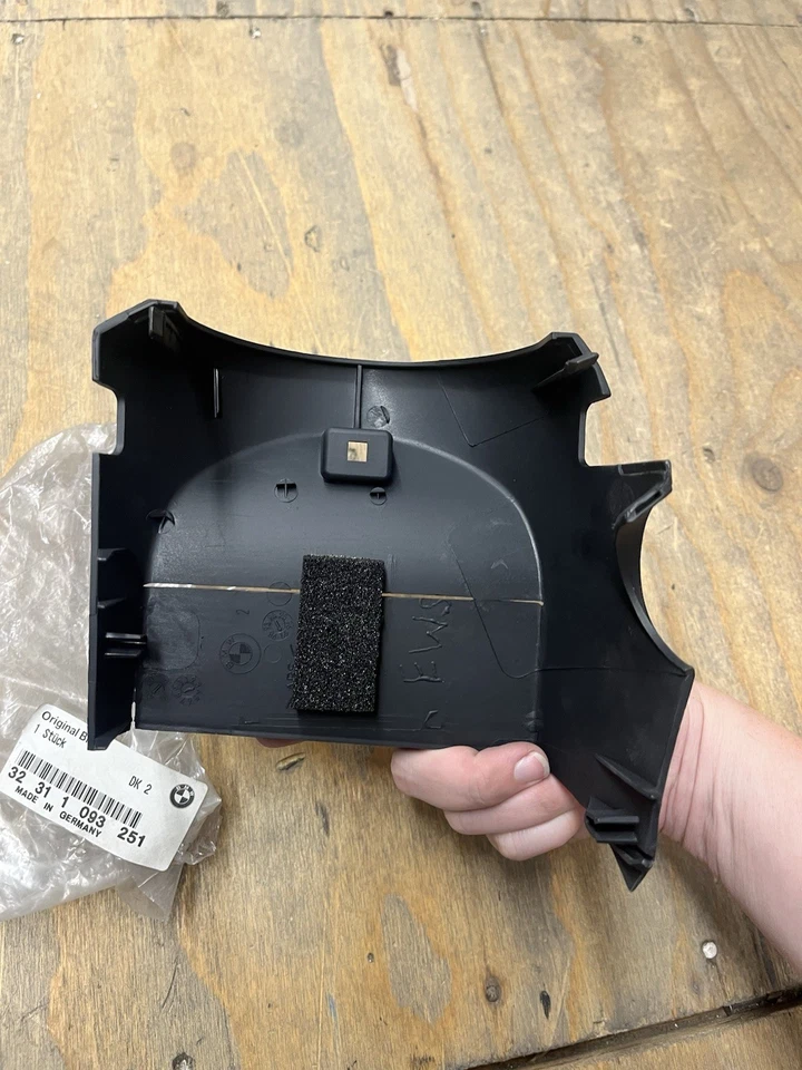 Cubierta de columna superior original BMW 92-99 318ti 323i 323is 328i 328is 32311093251 Foto 2 de 4