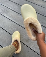 Cozy Women's Lined Clog Fuzzy Slides Yellow Cream