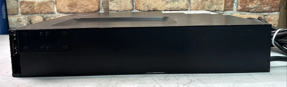 TrippLite SmartOnline UPS 1500VA 1350W UPS - SU1500RTXLCD2U - w/ Network Card - Image 3 of 4