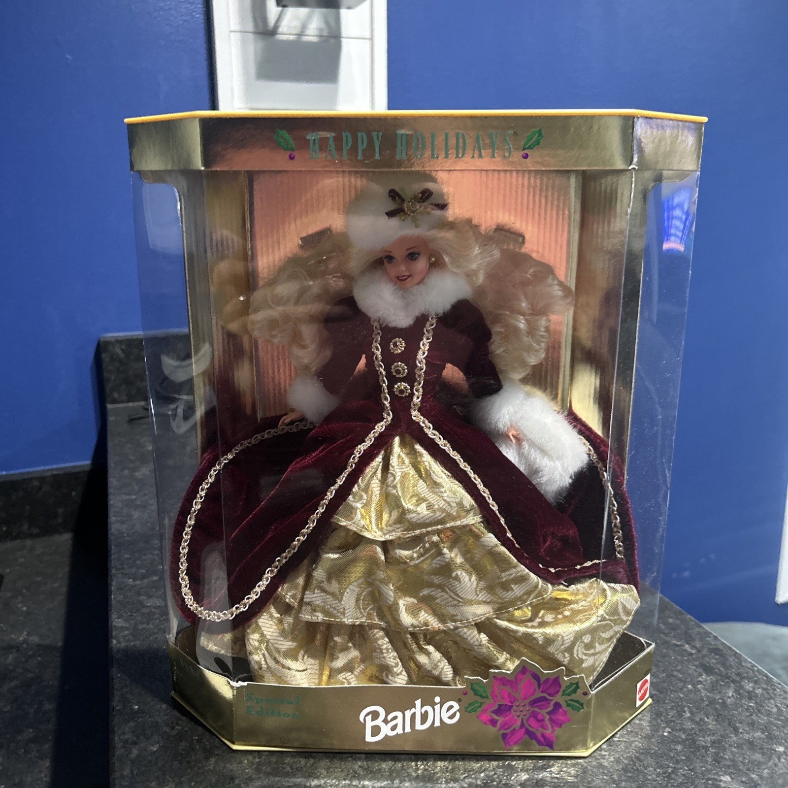 Vintage 1996 HAPPY HOLIDAYS BARBIE Special Edition Doll New in Box Mattel #15646