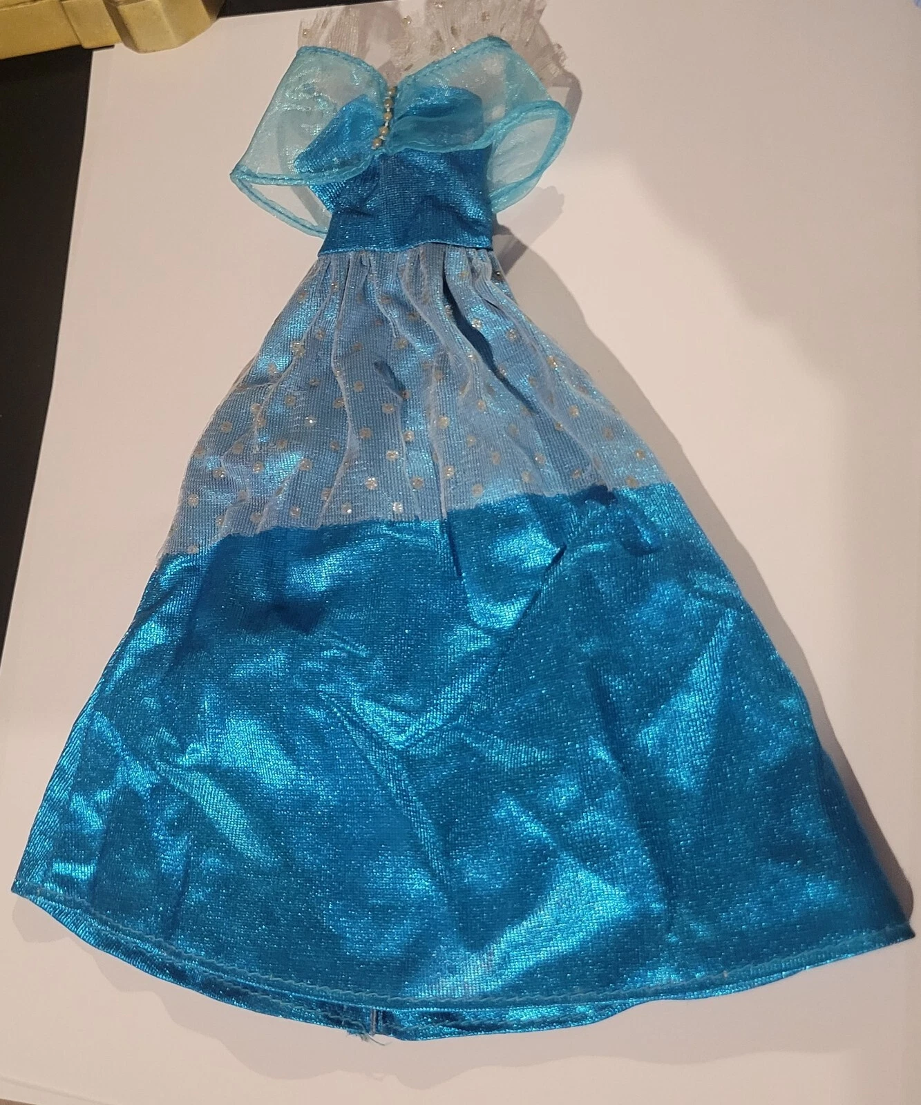 VETEMENTS Abito da ballo vintage Lucky Ind Co. Barbie clone blu accenti argento