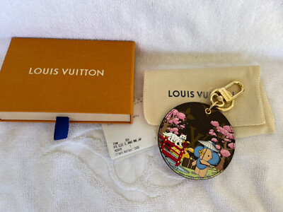 希少品◆入手困難【LOUIS VUITTON】Vivienne Xmas Bag CharmGold s-l400.jpg
