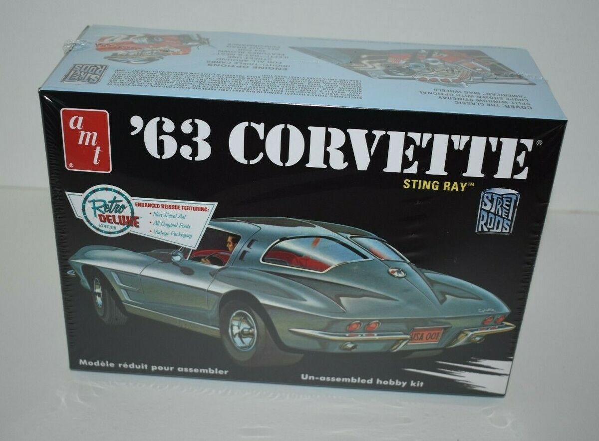 AMT '66 Corvette Sting Ray Street Rod 1/25 Scale Plastic AMT '66 Corvette Sting Ray Street Rod 1/25 Scale Plastic