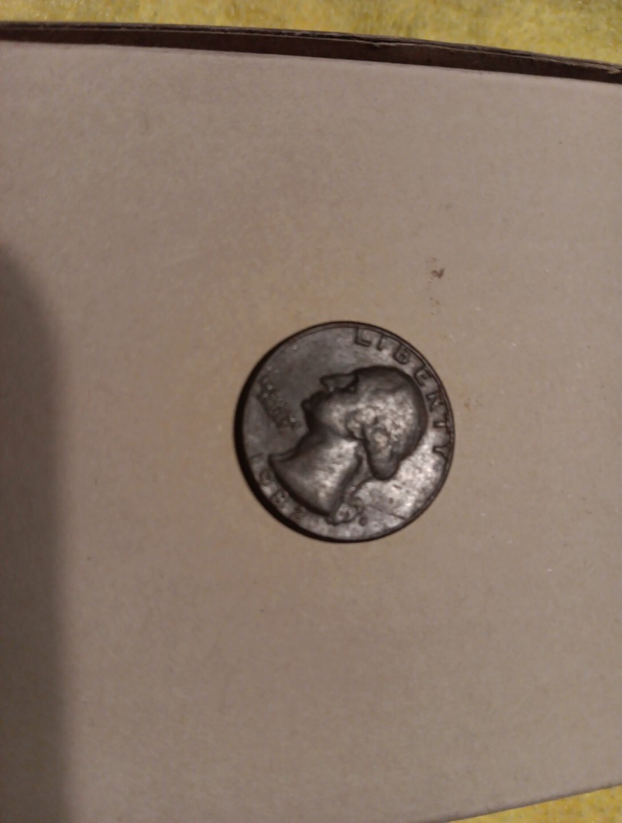 DISTINGUISHER / WHAT'S LEFT OF US デスコア 1982-D Washington Quarter ERROR RARE COLOR RED Missing Clad