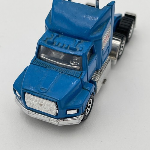 Vintage Matchbox 1:97 Replica Ford Aeromax Tractor w/ Articulated Trailer Oreo - Picture 10 of 16