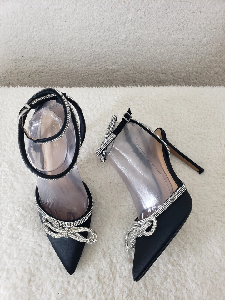 Zapatos de salón Express para mujer 8 negros con lazo de pedrería doble correa en el tobillo punta Foto 4 de 4