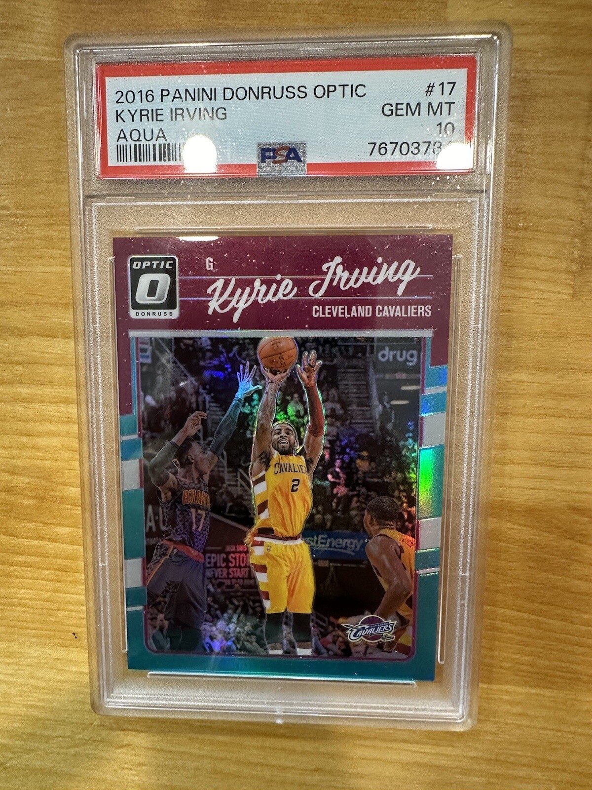 2016 Panini Donruss Optic Kyrie Irving Aqua 13/25 Gem Mt 10