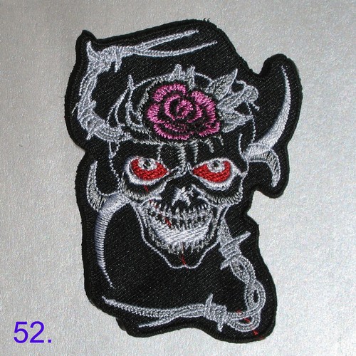 Schädel Aufbügeln Bestickter Patch Biker Kreuz Knochen Skelett Pirat Gothic Punk Rock - Bild 53 von 55