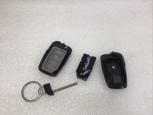 Keyless Entry Transmitter 2019-2022 TOYOTA RAV4 8990H-42030 - Picture 4 of 9