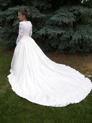 dupioni silk wedding dress