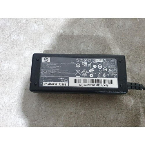 HP PPP009H AC Adapter Netzteil schwarz 65W 18,5V 3,5A für Pavilion Laptops
